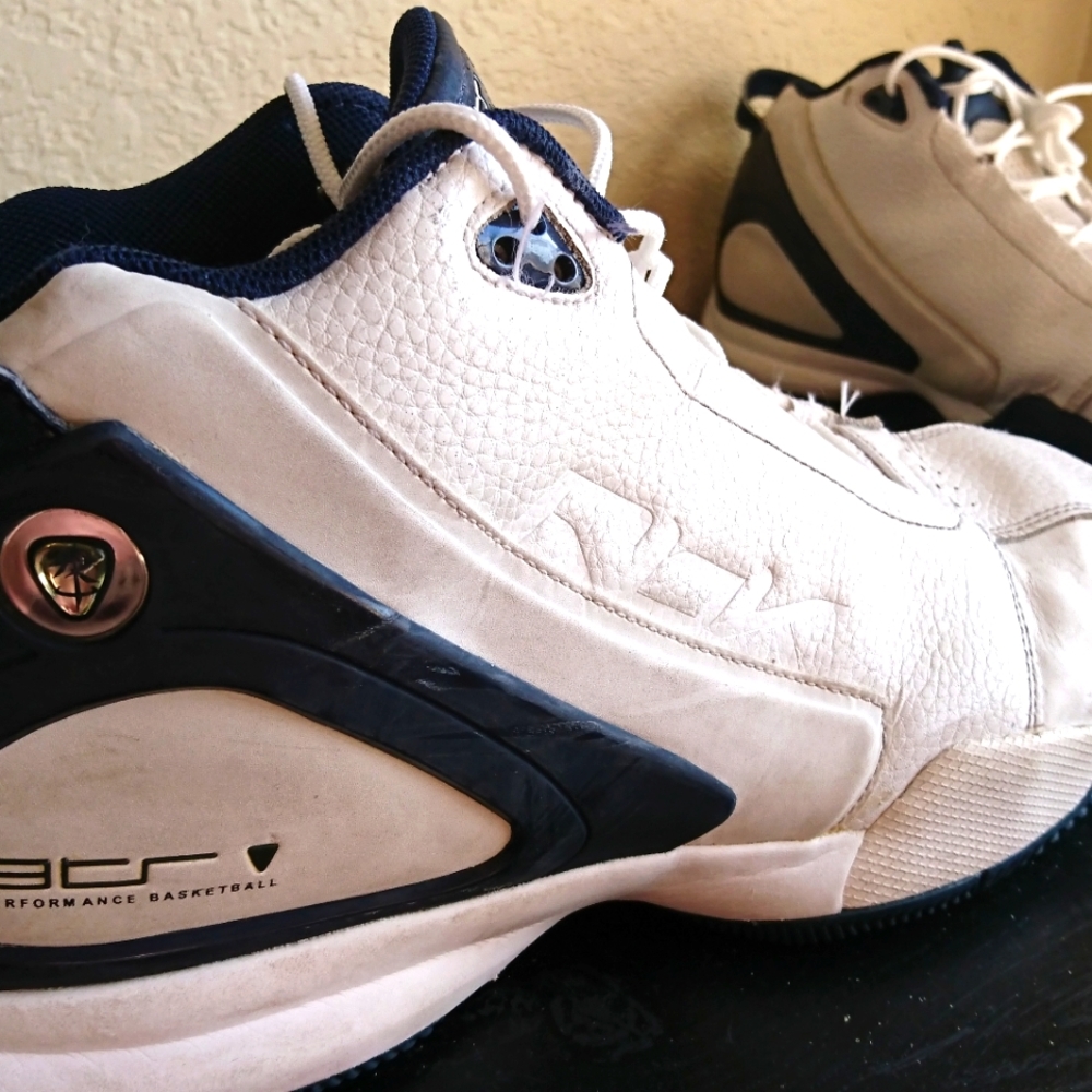 Reebok Above The Rim Basketball Sneakers-White And Blue-Mens Size US 12